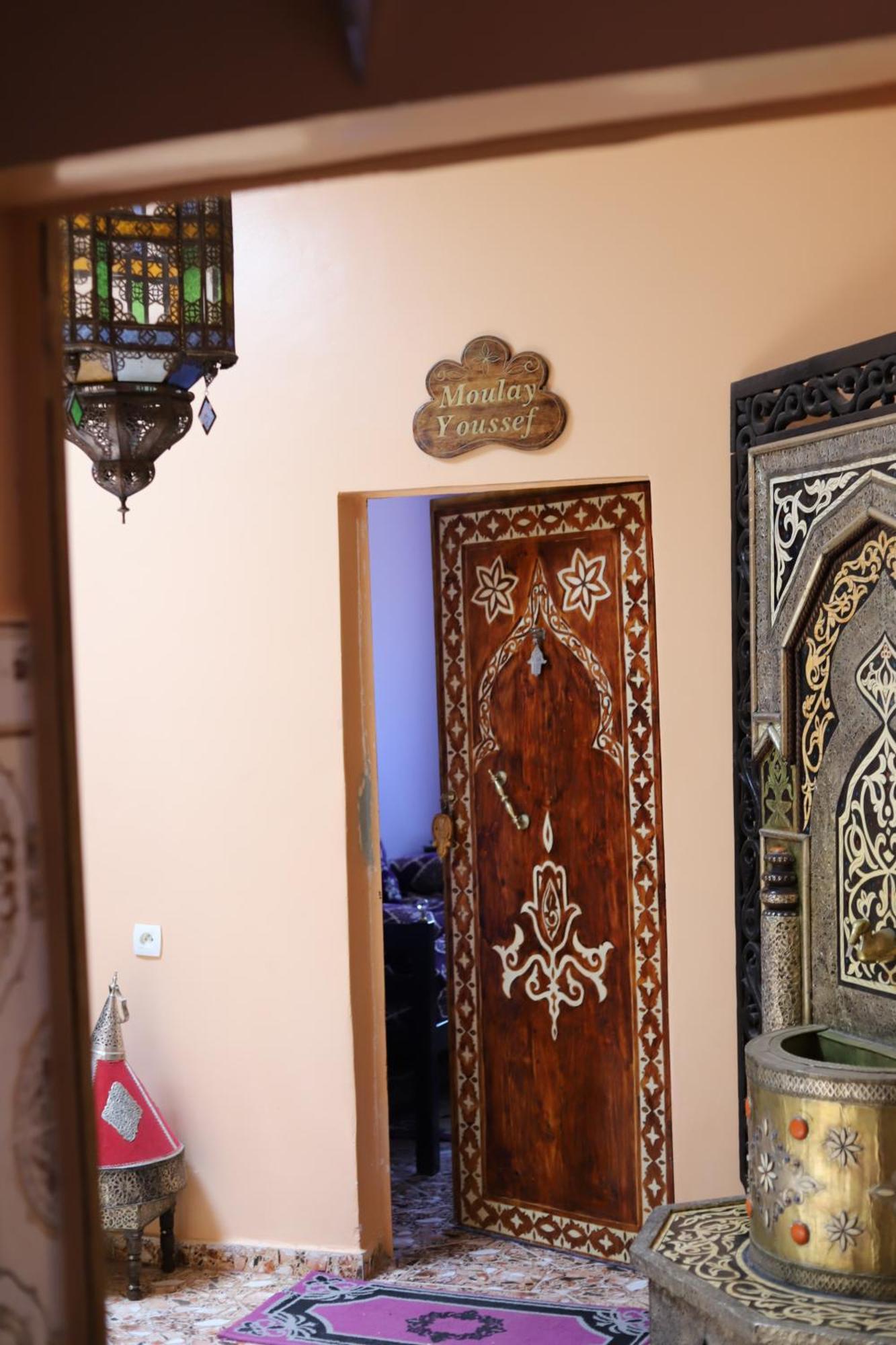 ホテル Dar Ilyana Ait Tiourhza エクステリア 写真